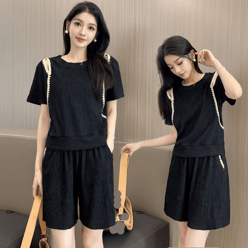 Street Fashion Korea - Kore Moda Kapalı Omuz T-Shirt Iki