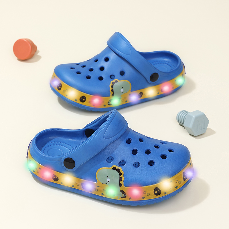 Street Fashion Boy - Yaz Çocuk Delikli Sandalet LED Işıklı